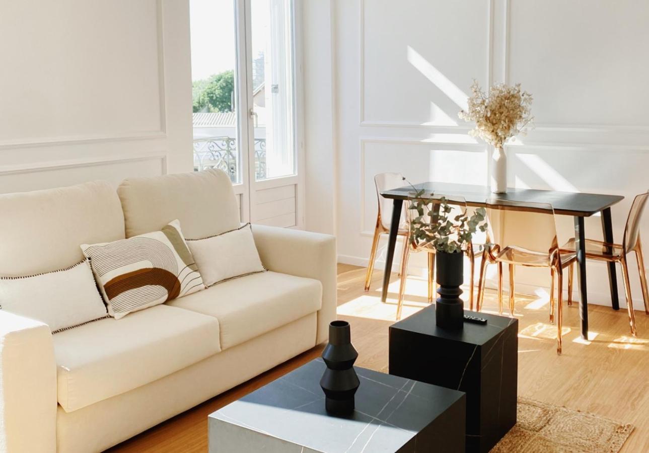 Le Haussmann ⸱ Stationnement Gratuit ⸱ Fibre Apartment Deols Exterior photo